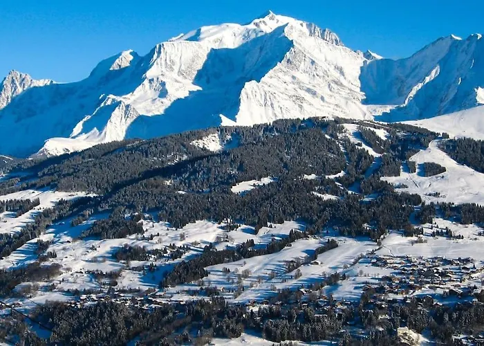 Exceptional View Of Village And Mountain * Megève